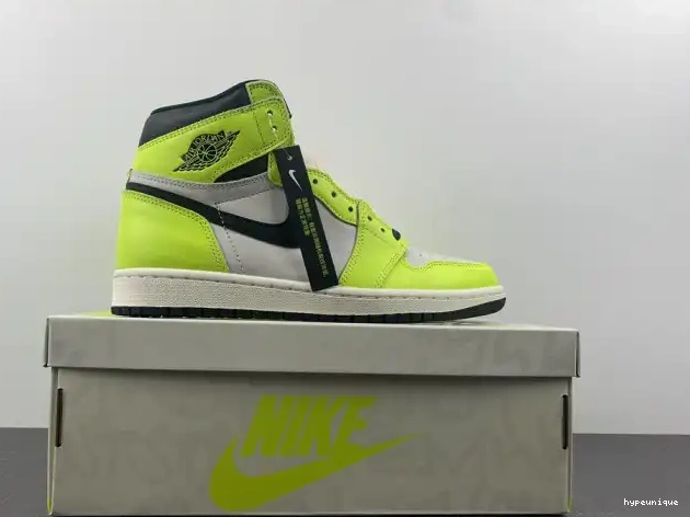 HYPE 1 Air Jordan Volt OG 555088-702 High 0430